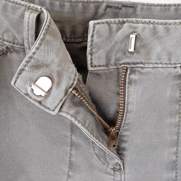 BCBG Max Azria Cargo Pants Size 27 Olive Colour - Picture 7 of 16